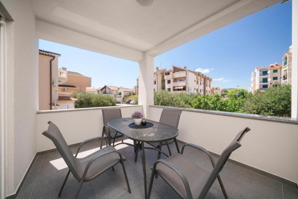 Apartment Stefanio Vodice Exterior foto